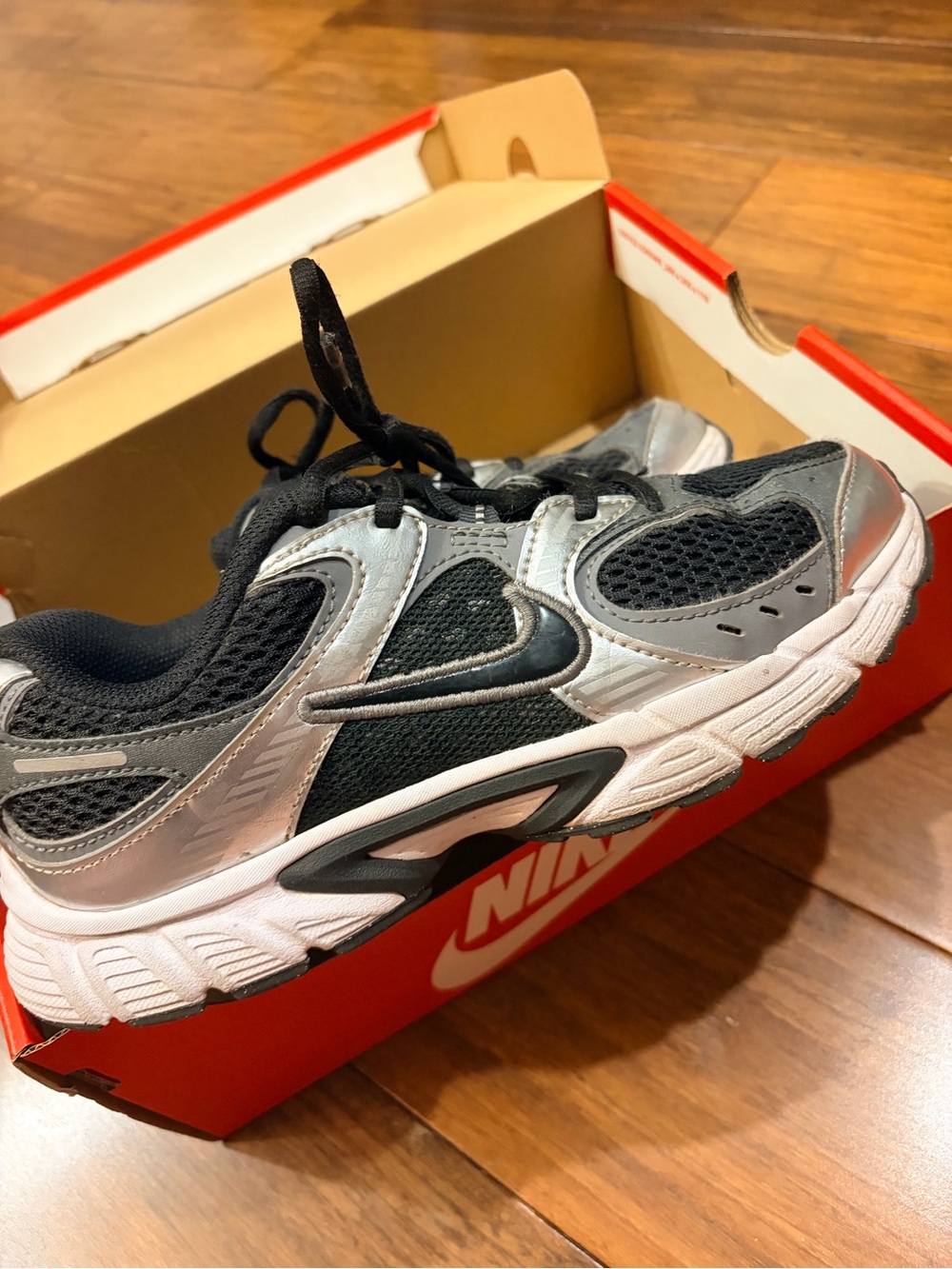 Nike Kids' v5 rnr